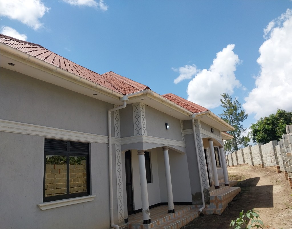 Fort Portal Home for Travelers and Volunteers from&nbsp;Abroad