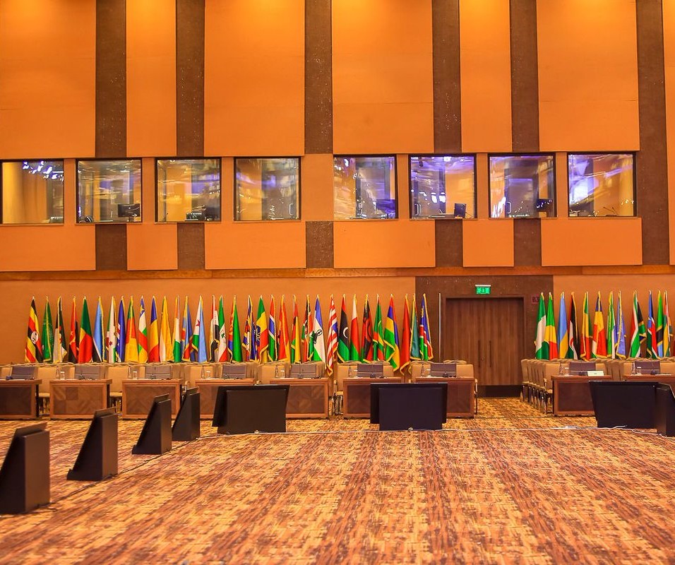 United Kingdom to Uganda